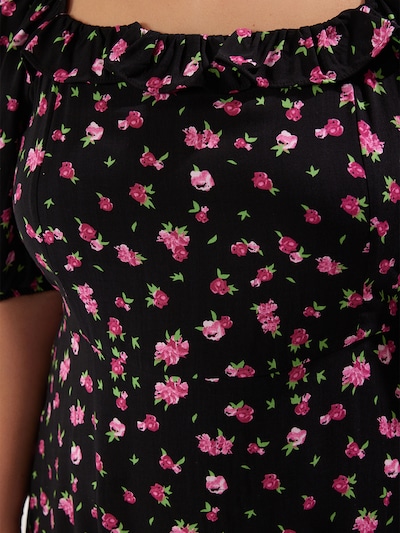 Trendyol Curve Robe d’été en 46 en vert clair / rose / rose / noir, Vue avec produit