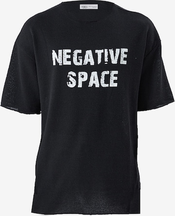 T-Shirt 'Brodiaea' VAMOS CLO en noir : devant