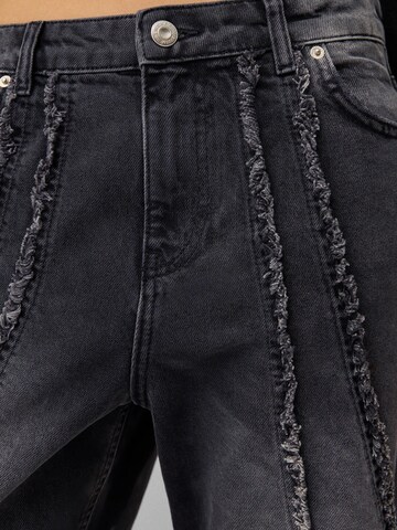 Bershka Regular Jeans i svart
