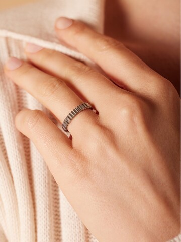 Bague Lucardi en argent : devant