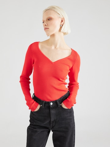 JDY - Jersey 'PLUM' en rojo: frente