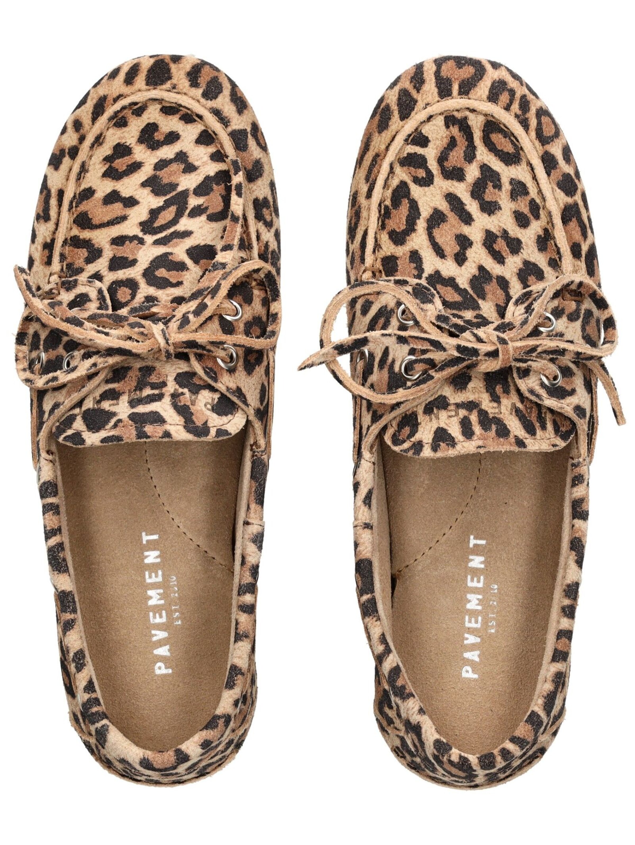 PAVEMENT Instappers in Beige