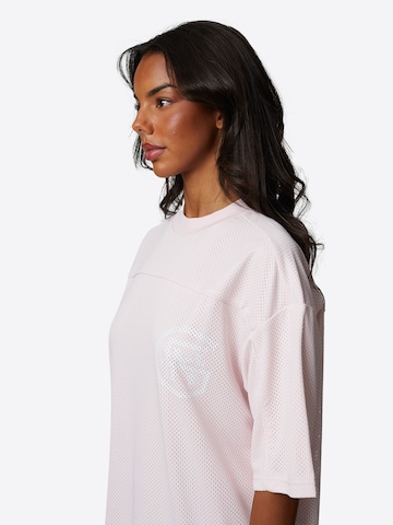 T-shirt Good For Nothing en rose