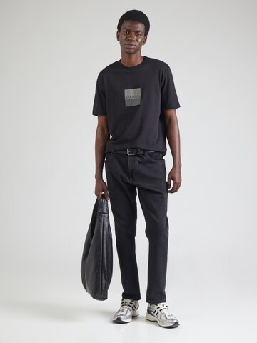 Tricou 'Dusplit' de la HUGO pe negru
