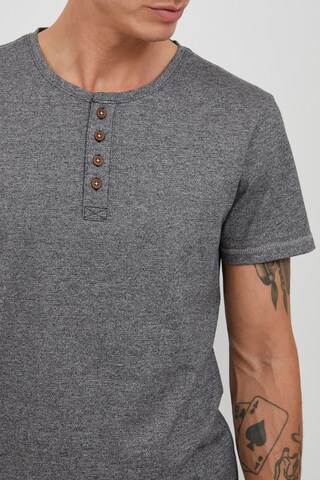 11 Project - Camiseta 'Sietse' en gris