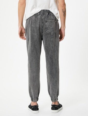 Koton Tapered Jeans in Grijs