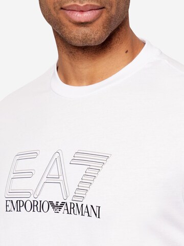 Maglietta '7M001307 AF10375' di EA7 Emporio Armani in bianco