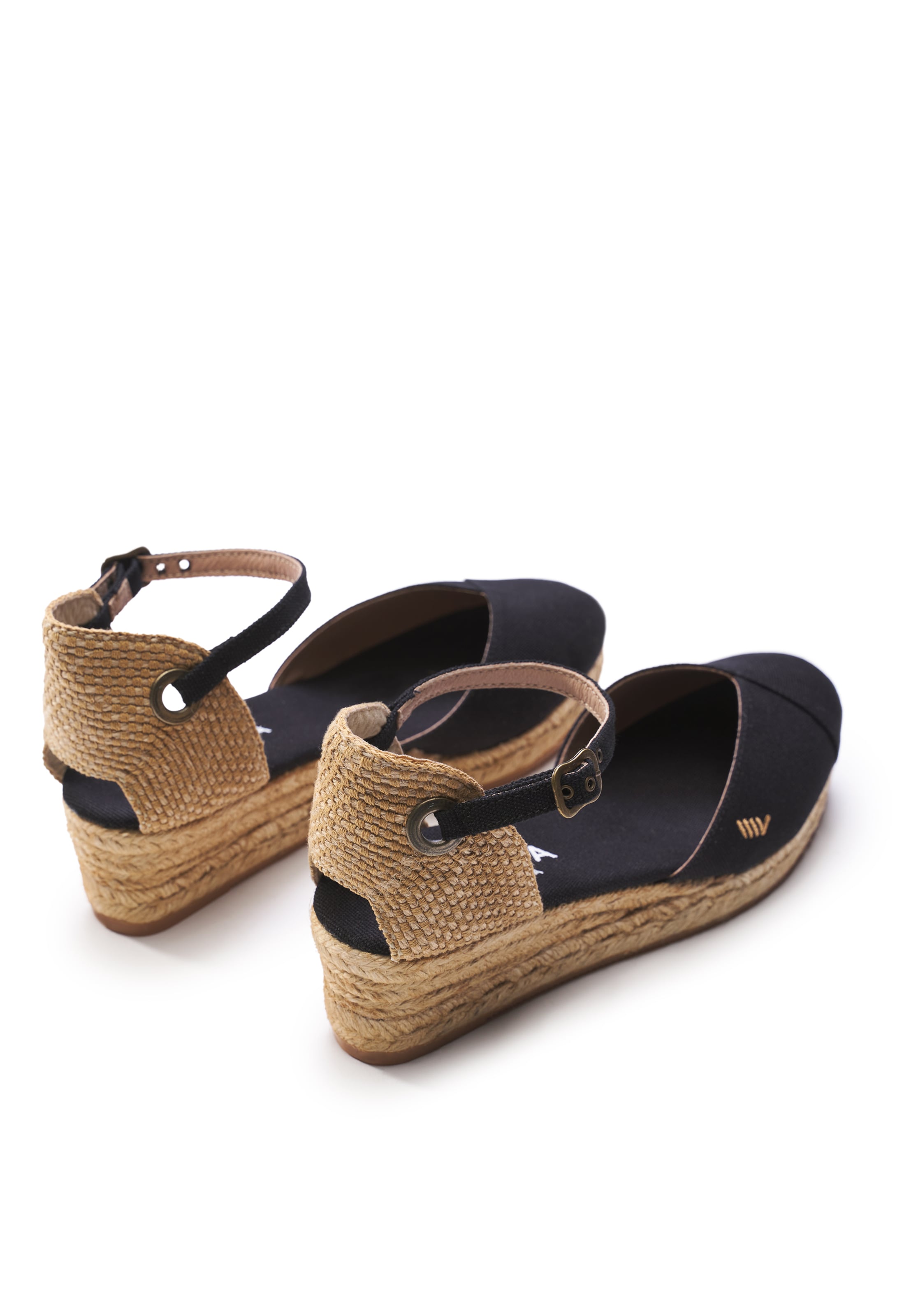 Viscata Espadrilles 'Pubol' in Beige