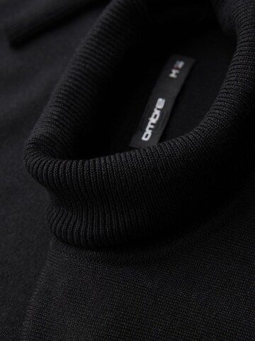 Pull-over 'OM-SWTN-0101' Ombre en noir