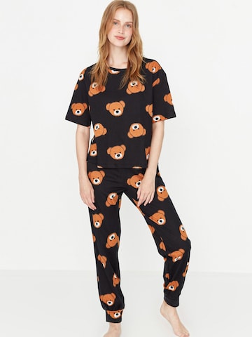 Trendyol Pyjama in Schwarz