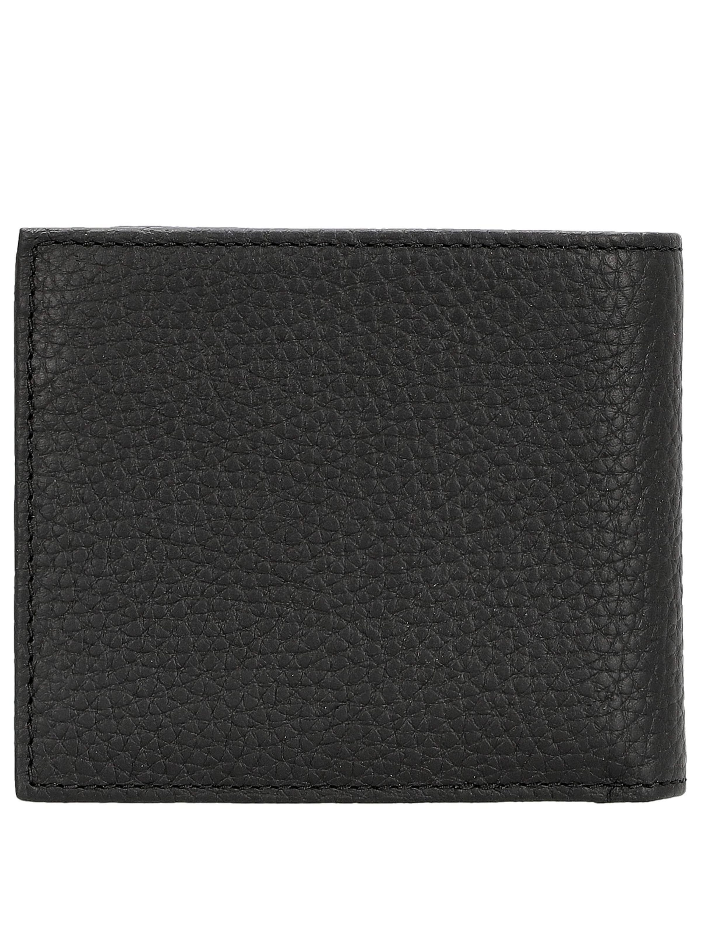 HUGO BOSS Wallet in Black