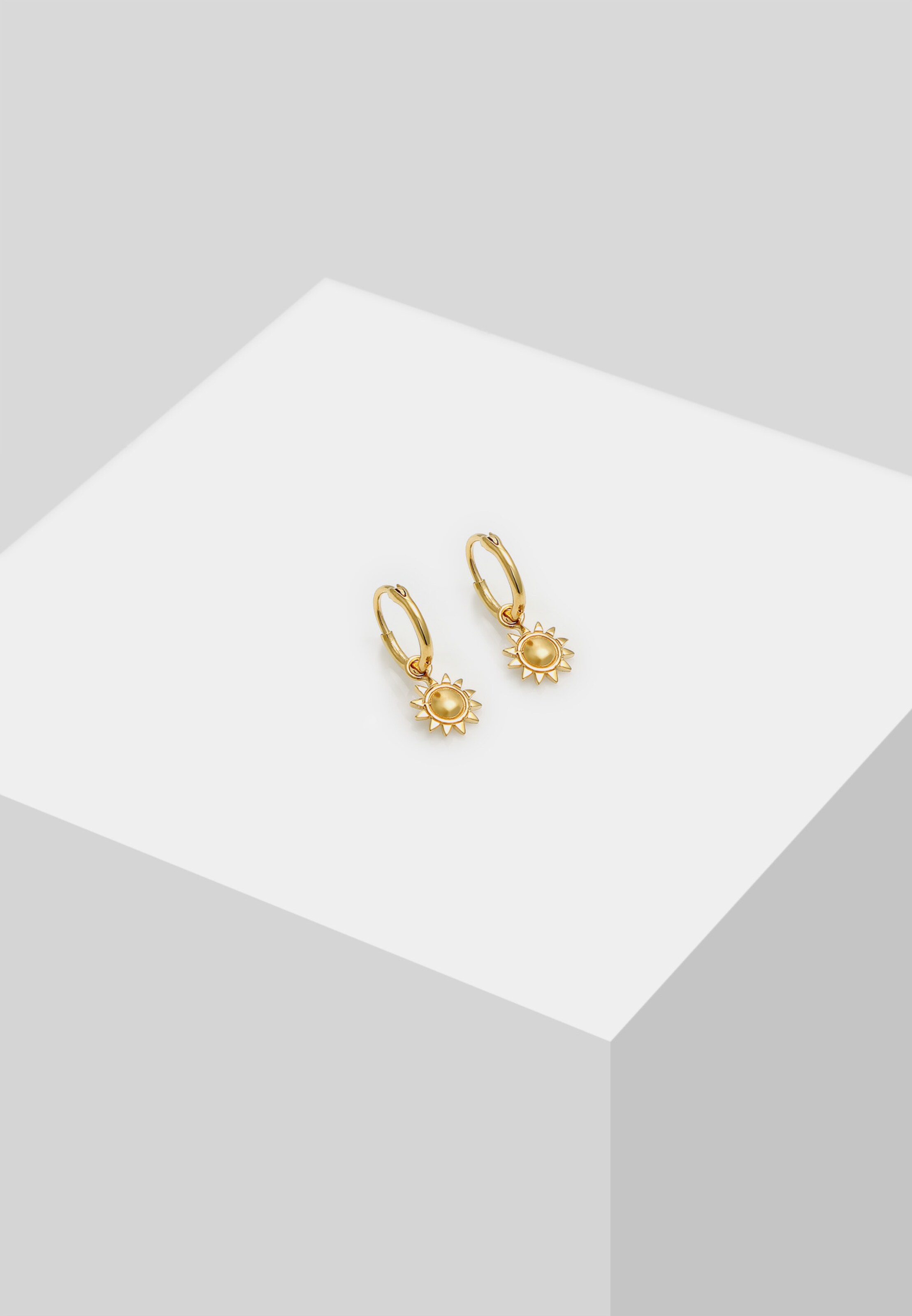 ELLI Earrings in Gold