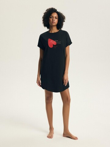 Henderson Nightgown 'Elain' in Black