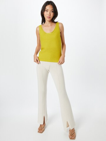 Molly BRACKEN Knitted top in Yellow