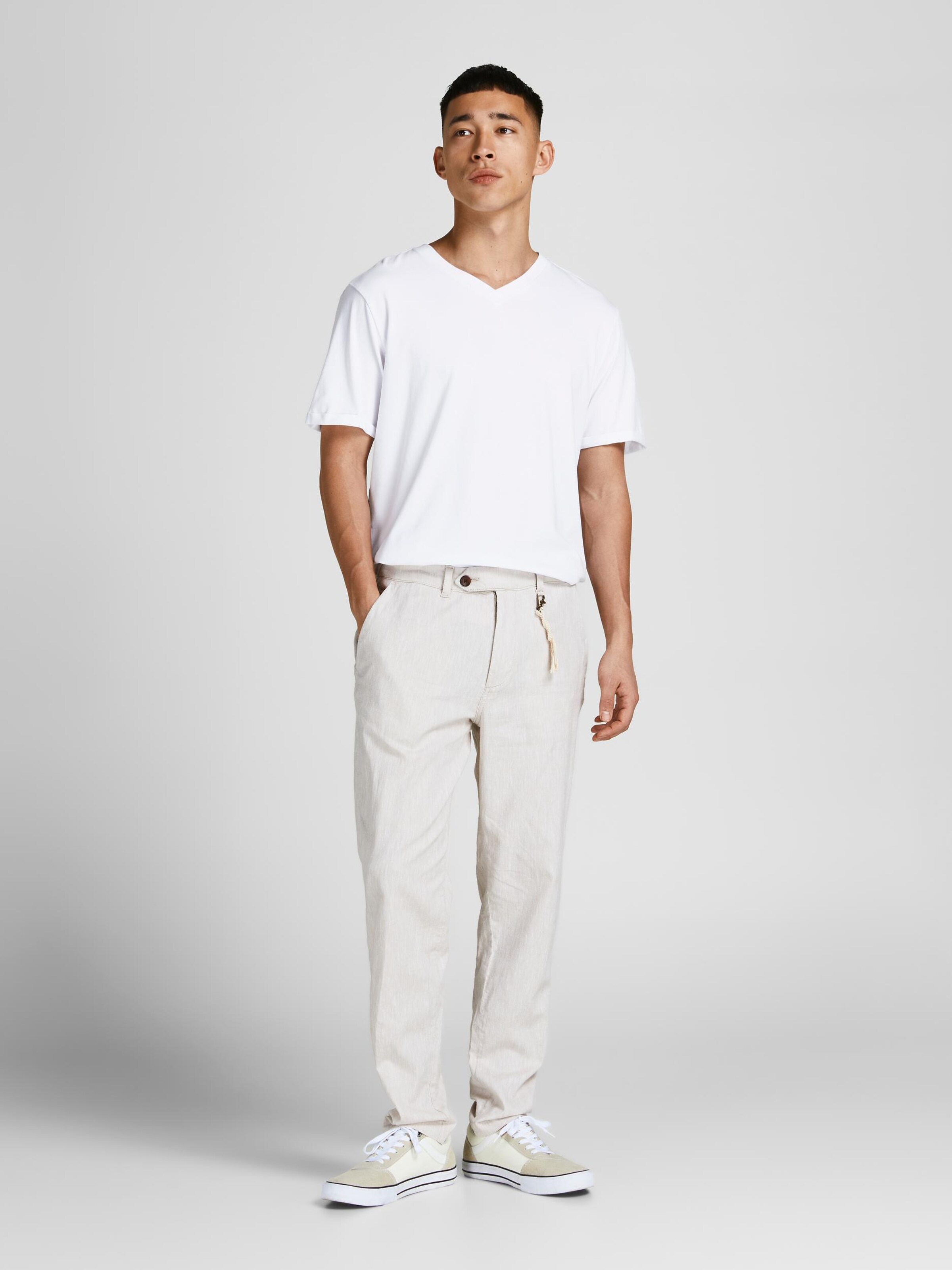Männer Shirts JACK & JONES T-Shirt in Weiß - NS32879 Männer Shirts JACK & JONES T-Shirt in Weiß - NS32879