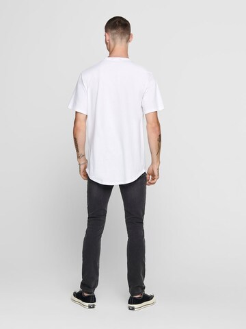 Only & Sons Regular Fit T-Shirt 'Matt' in Weiß