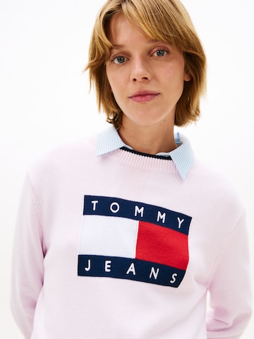 Tommy Jeans Sweater in Pink