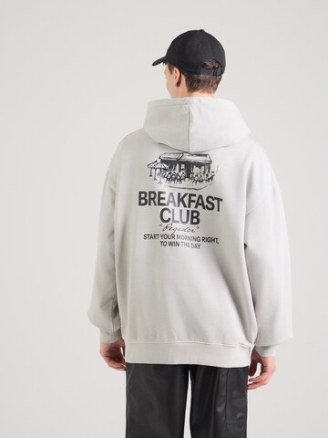 Sweat-shirt 'Paredes' Pegador en gris : devant