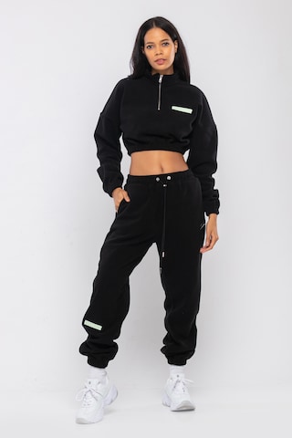 Tom Barron Tracksuit in Black: front