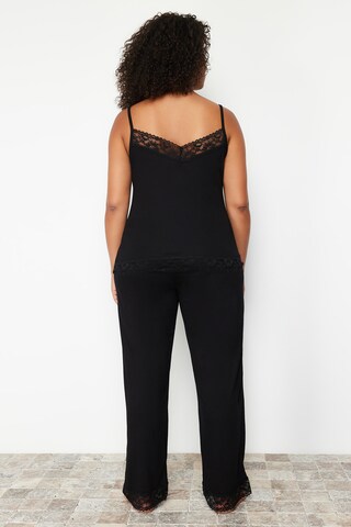 Trendyol Curve - Pijama en negro