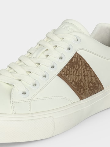 GUESS - Zapatillas deportivas bajas 'Cribe' en beige