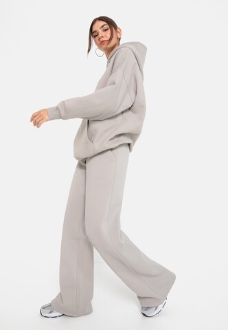 Wide leg Pantaloni di LSCN by LASCANA in grigio