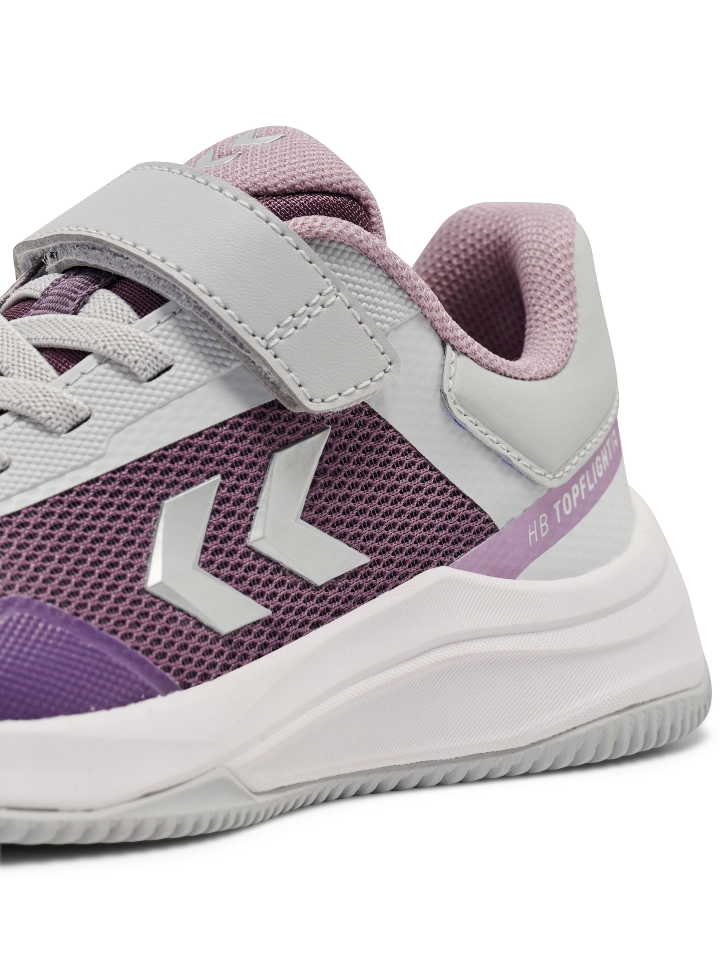 Hummel Sportschuh in Lila