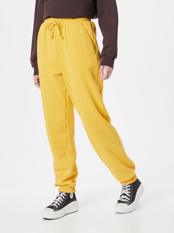 Cotton On Tapered Trousers in Yellow: front