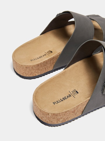 Mule Pull&Bear en gris