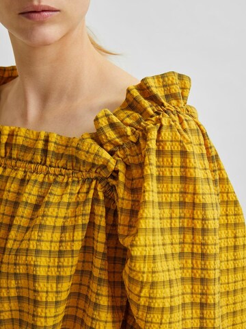 Bluză 'Checkie' de la SELECTED FEMME pe galben
