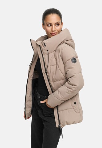 Giacca invernale 'Kuscheltatze XVI' di MARIKOO in beige
