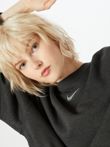 Nike Sportswear - Sweatshirt de desporto em preto