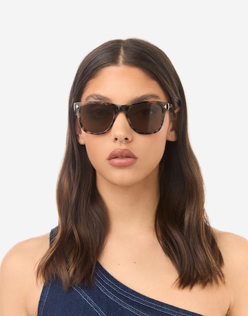 Lunettes de soleil 'One Pair' HAWKERS en marron : devant