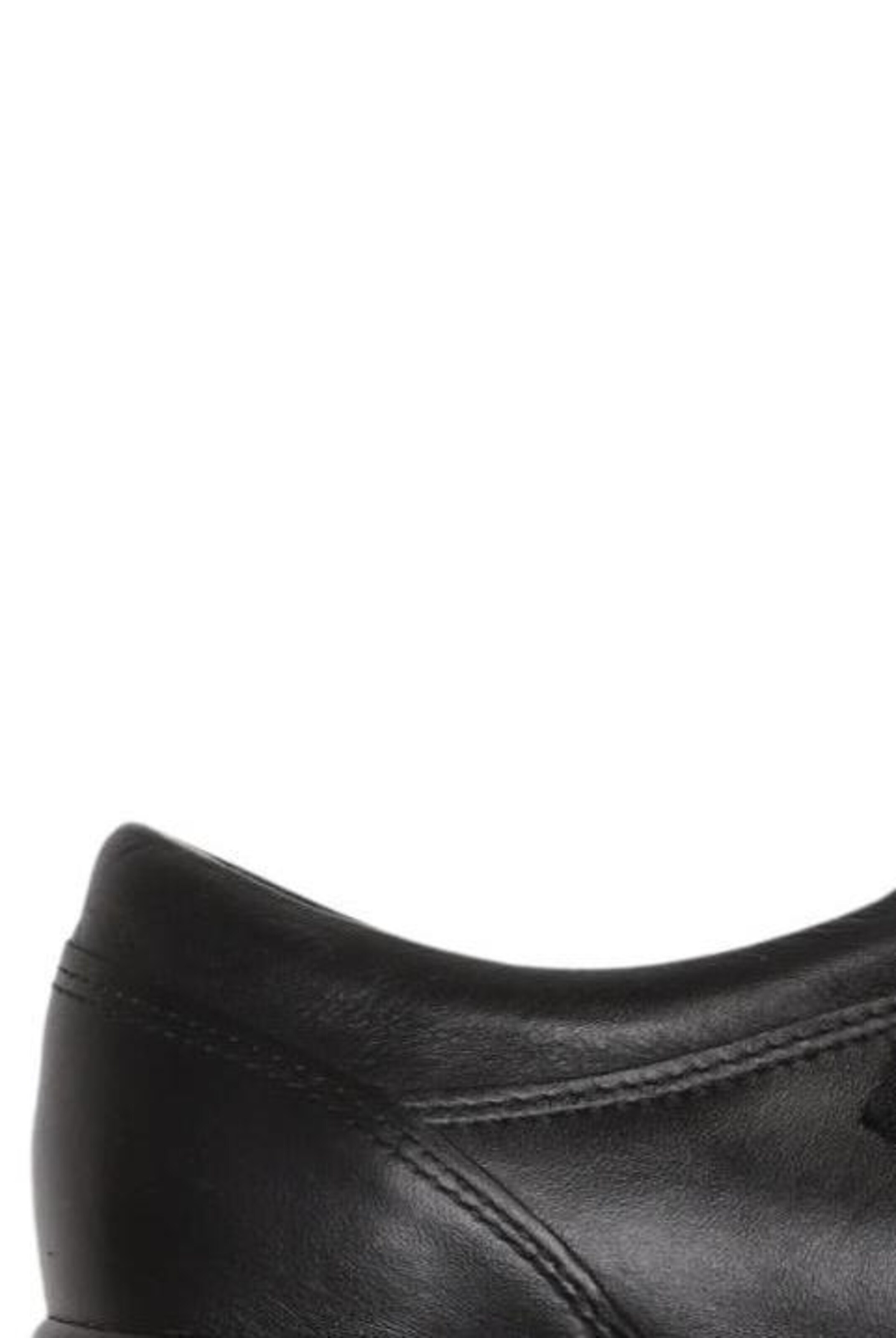Finn Comfort Flats & Loafers in 37 in Black