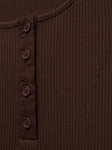 MANGO Knitted Top 'WALNUT' in Brown