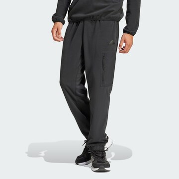 ADIDAS SPORTSWEAR regular Παντελόνι φόρμας 'City Escape' σε μαύρο: μπροστά
