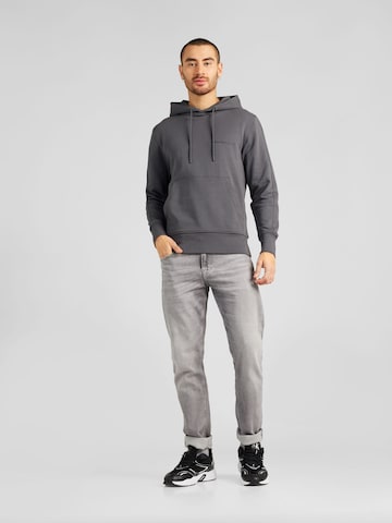 Felpa di Calvin Klein Jeans in grigio