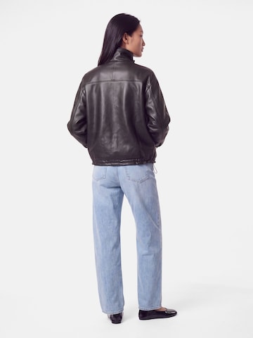 PIECES Between-season jacket 'BRITNEY' in Black