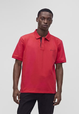 T-Shirt GANT en rouge : devant