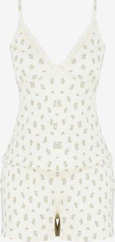 Trendyol Shorty in Beige: Vorderseite