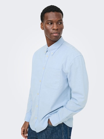 Coupe regular Chemise 'ONSOXFORD' Only & Sons en bleu
