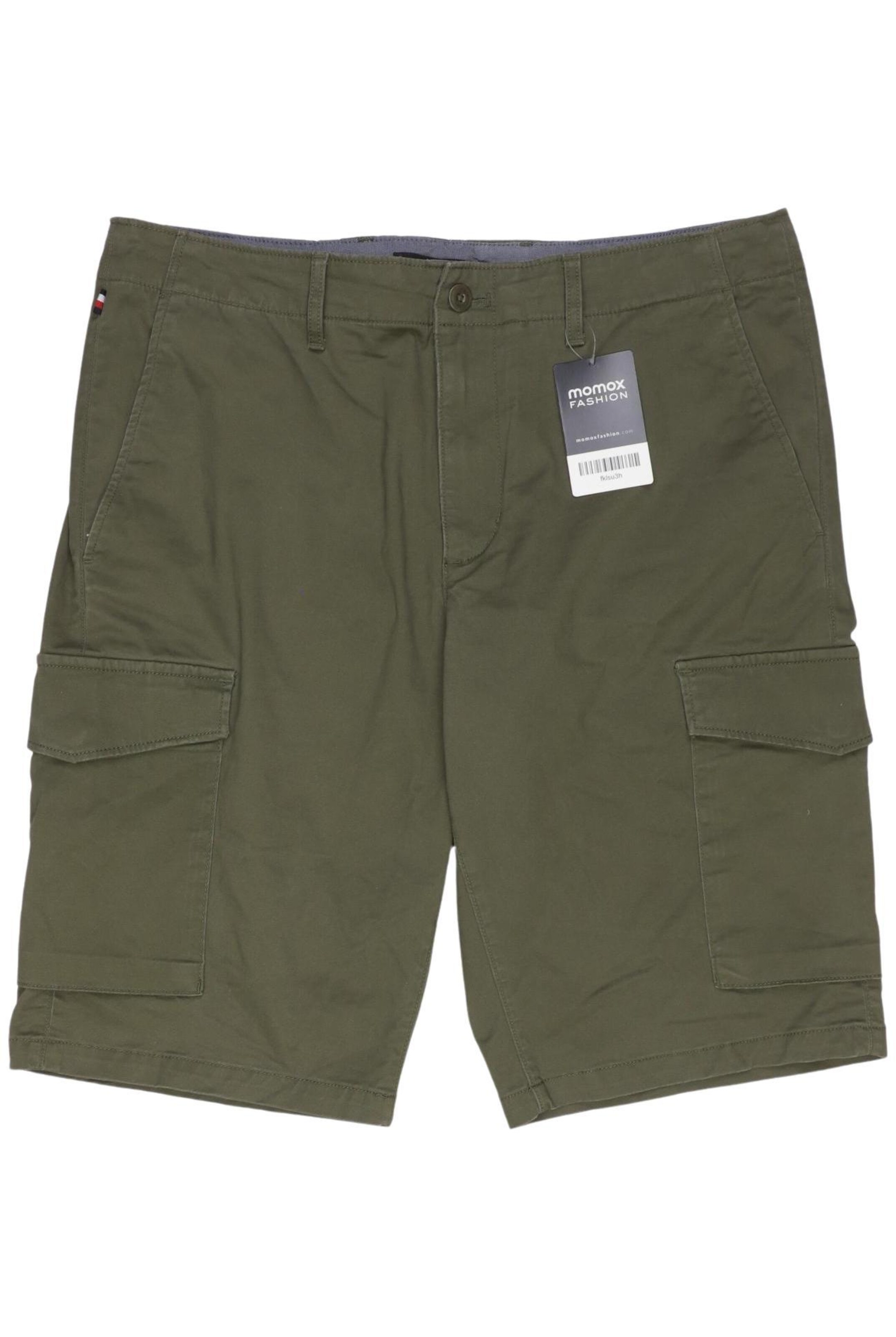 TOMMY HILFIGER Shorts in 33 in Green, Item view