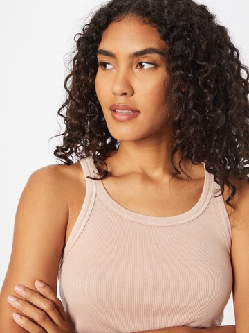 American Eagle Top 'TOMBOY' in Roze