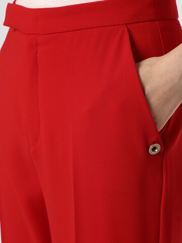 MAC Boot cut Pleat-Front Pants ' Joana ' in Red