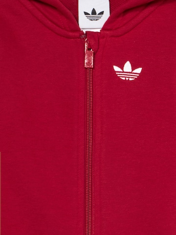 ADIDAS ORIGINALS Overall 'ONESIE' σε κόκκινο