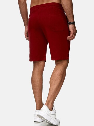 Reslad Regular Hose 'Shorts Basic Sweathose' in Rot