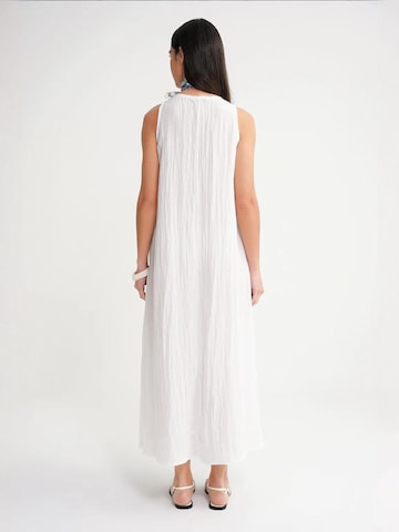 MixRay - Vestido em branco
