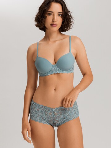 Hanro Balconette Bra ' Moments ' in Blue: front