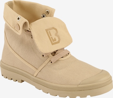 Baskets basses Brandit en beige : devant