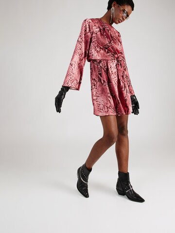 Robe River Island en rose